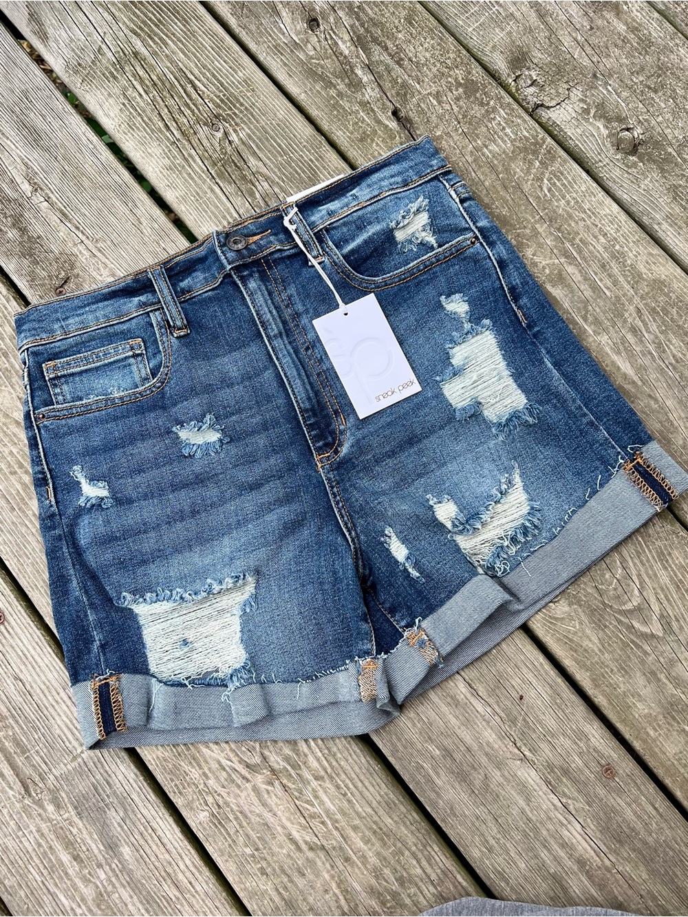 SNEAK PEEK DISTRESSED HIGH-RISE DENIM JEAN SHORTS NWT
